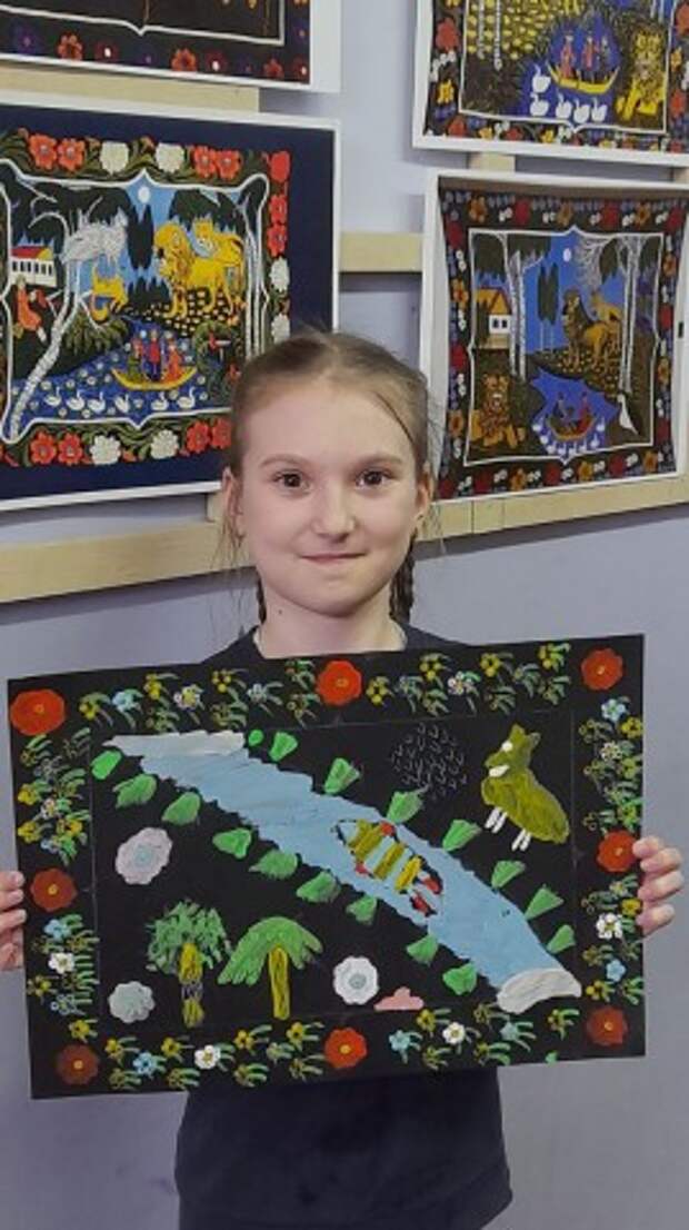 Такие занятия учат детей не только навыкам работы декоративного рисования в смешанной технике (рисование кистью, ватными пало...