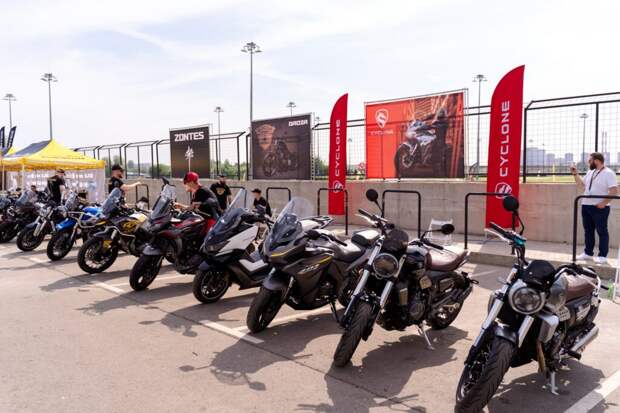 В Москве прошел большой тест-драйв китайских мотоциклов