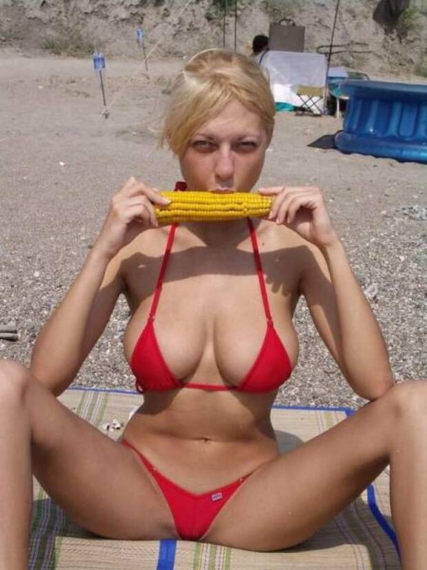Девушки с едой Девушки с едой