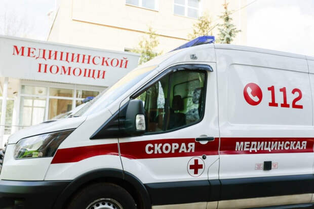 Три человека пострадали при падении дрона на жилой дом в Беслане