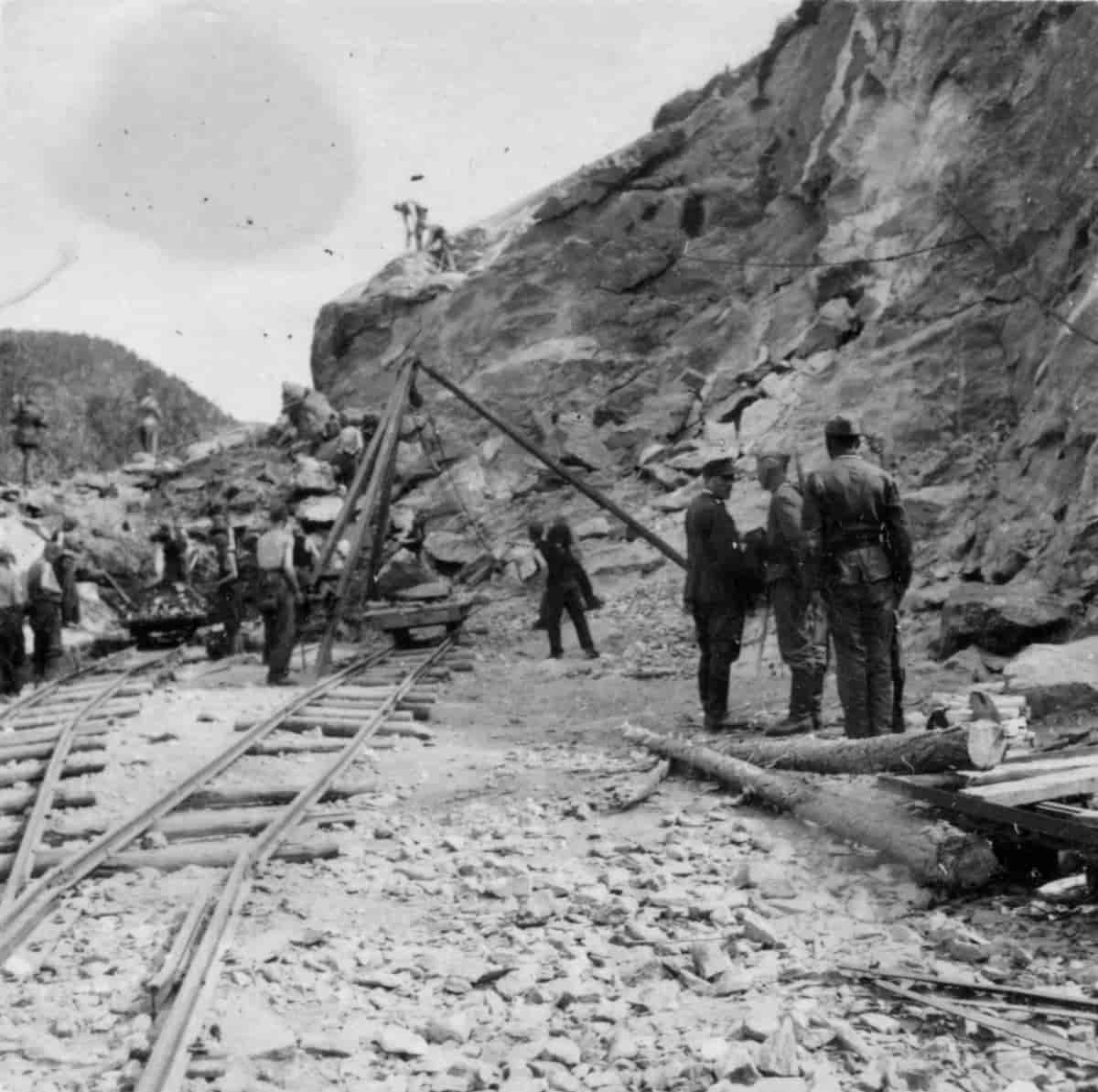 Почему Норвегия тайно выкопала останки тысяч советских солдат
