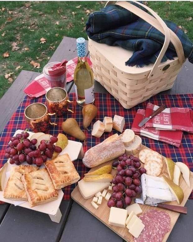 Идеи для осеннего пикника, или чем насытить свой желудок на свежем осеннем воздухе бананы, овощи на гриле, осень, пикник, чай, шашлык, яблоки