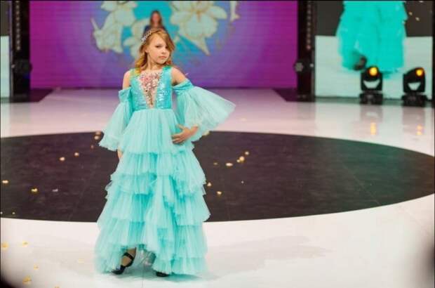 Юные модели из школы «Перспектива» выступили на «Moscow Fashion Fair»