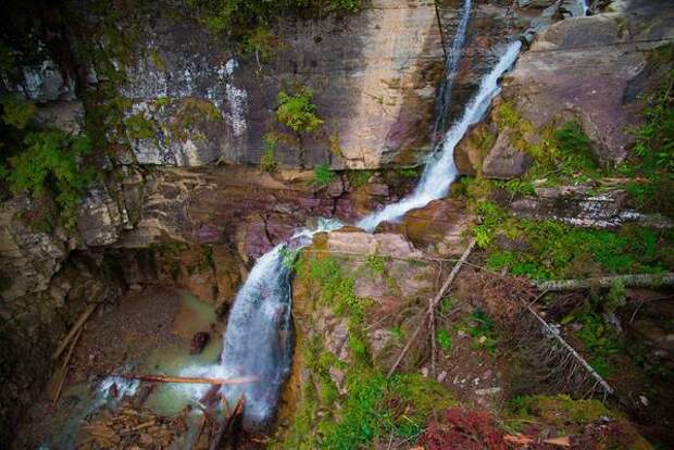 В горах Сочи открыт самый высокий водопад