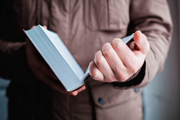 Глава "Эксмо" Капьев: надо минимизировать упоминание наркотиков в книгах