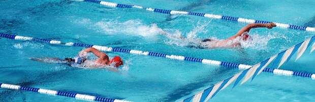 68-летний морж из Актау принял участие в международных соревнованиях Oceanman