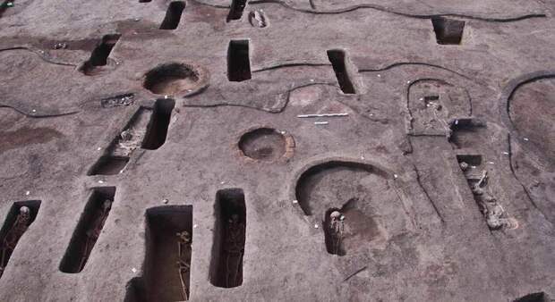 В Египте обнаружили больше сотни неизвестных гробниц