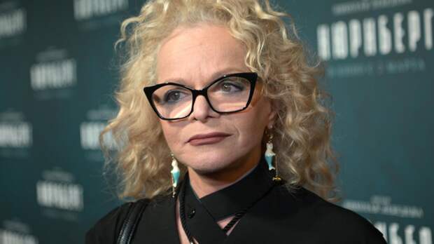 Адвокат Лурье заявила об отказе Долиной освободить квартиру до Нового года