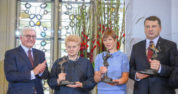 Президенты стран Балтии получили Вестфальскую премию, фото с места событий