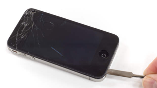 Apple запатентовала технологию, замедляющую падение смартфона