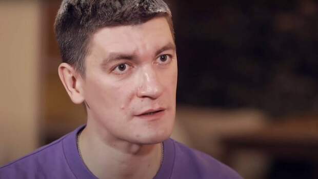 Александру Гудкову грозит до пяти лет тюрьмы за клип-пародию «Я узкий!»