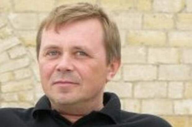 что случилось с андреем морозовым. что случилось с андреем морозовым. малахов 2022. похороны максима кольцова. певец трой и малахов фото.