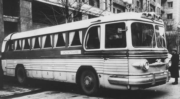 Первый и последний советский междугородный автобус ЗиС‑127 (ЗиЛ) выпускали в СССР с 1955‑го до 1961 года. автобус, автомир, железная дорога, интересное, история, крым, трамвай, троллейбус