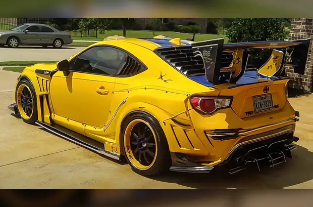 Ужасный тюнинг: самые странные доработанные автомобили