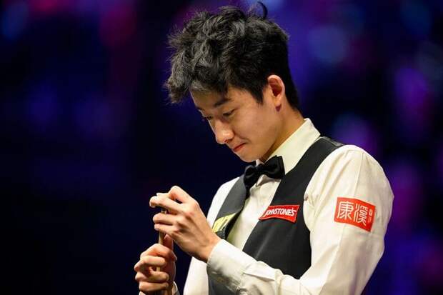 У Ицзэ оформил первый в карьере максимальный брейк 147 на Championship League 2026 (видео)