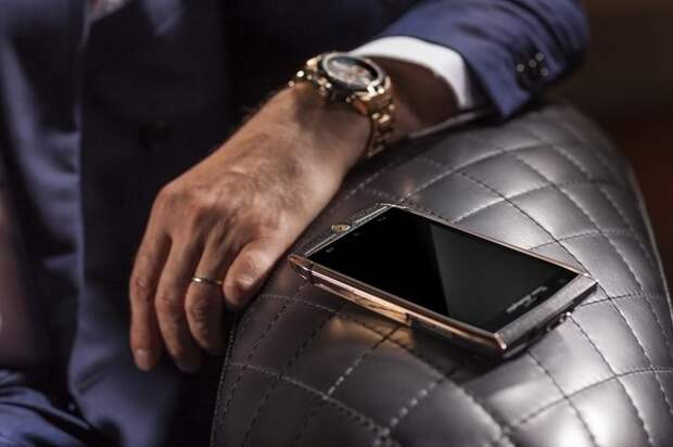 смартфон Tonino Lamborghini 88 Tauri