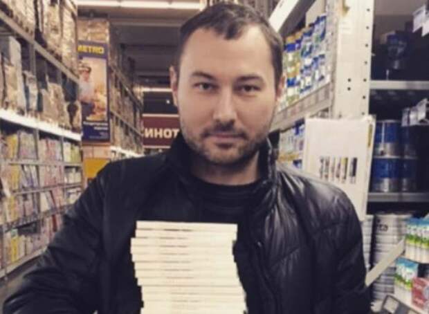 Денис Калинин