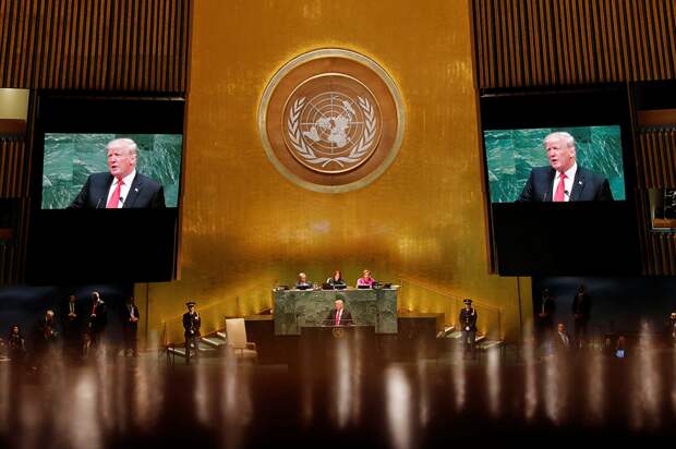 Трамп выступает на ГА ООН, 25.09.18.png