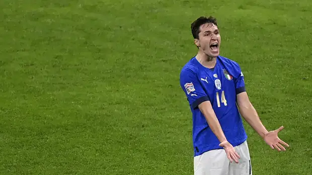 Кьеза считает, что Карасёв ошибочно удалил Бонуччи в матче с Испанией