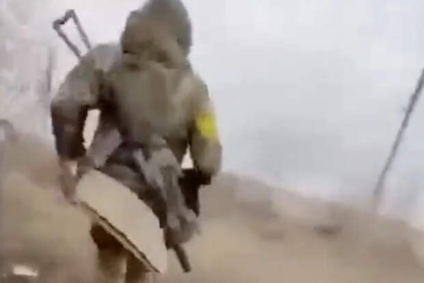 Насильно мобилизованные боевики ВСУ пытаются сбежать с позиций у Харькова