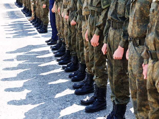 В Тюменской области ветераны СВО учат школьников патриотизму