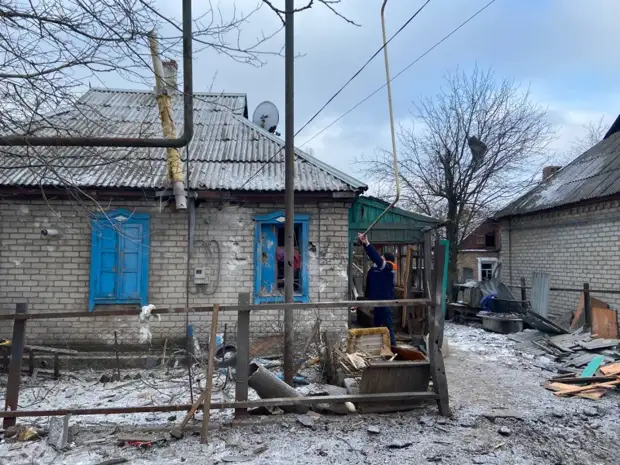 За сутки в ДНР погибли двое мирных жителей, 13 ранены. Разбито 50 домов