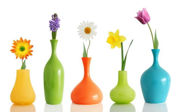 разные вазы, тюльпаны