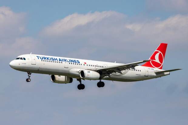 Turkish Airlines признана лучшей авиакомпанией в мире по питанию на борту