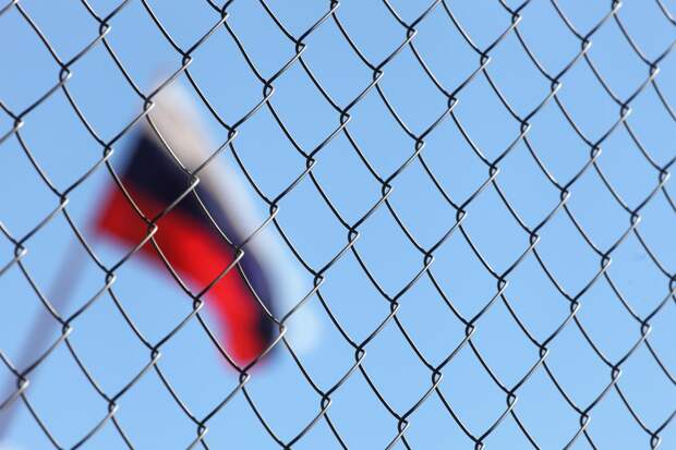 Кому выгодны новые антироссийские санкции?