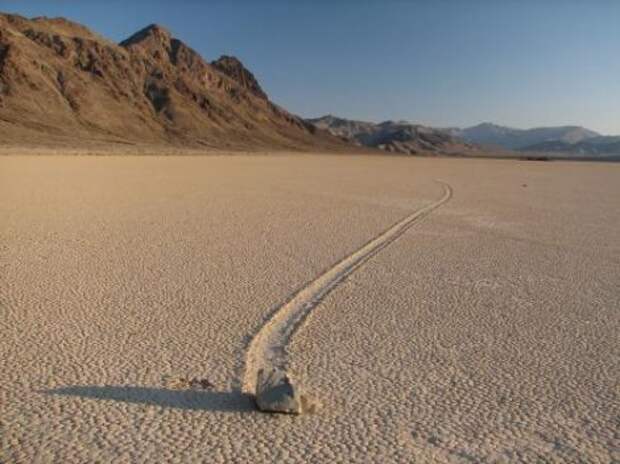 Долина двигающихся камней (Racetrack Playa) (16 фото)