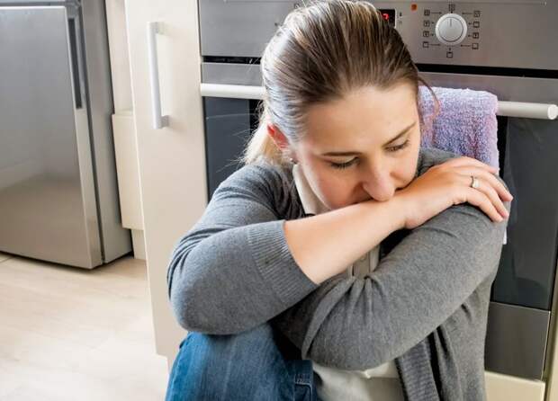 «У тебя единственная дочь, тебе ли жаловаться на усталость? Посмотри на Вику, каково ей с двойней!» – твердят Кире родители