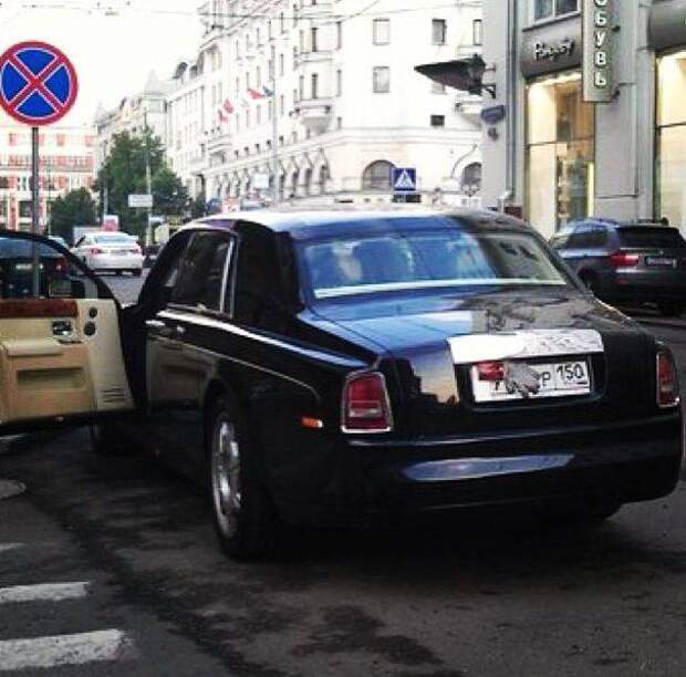 Еще раз про автожлобство в Москве (8 фото)