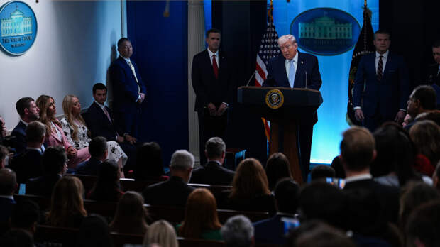 Политолог Веселов: в Белом доме не рассматривают опцию ядерного удара по Ирану