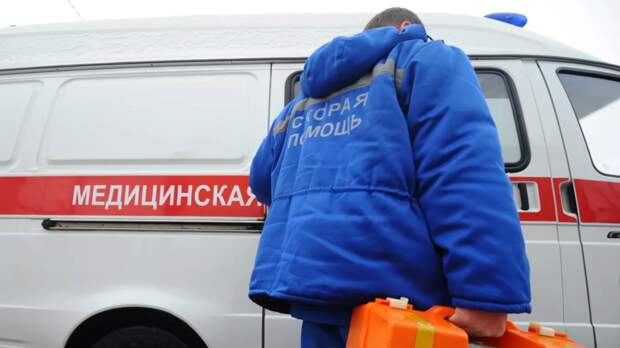 Украинский дрон атаковал грузовик в Курской области, пострадал водитель