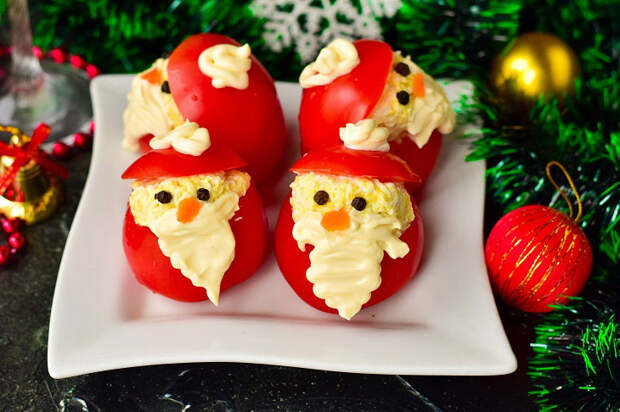 Закуска из помидоров «Дед Мороз» — красиво и празднично