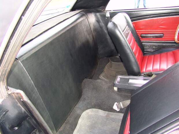 Очередной скелет из шкафа Ford Mustang (21 фото) Очередной скелет из шкафа Ford Mustang (21 фото)