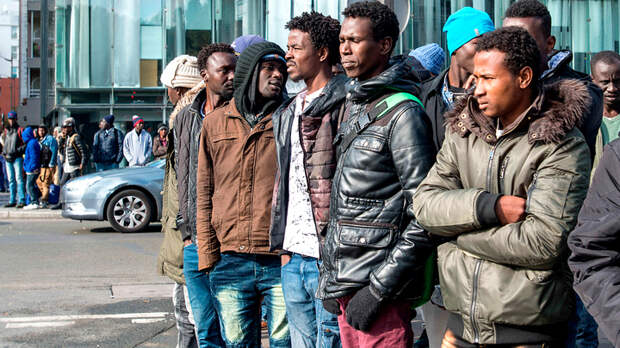 Выстрел – и его нет: Сироты из Сомали уже поделили Швецию. Русским грозит то же самое