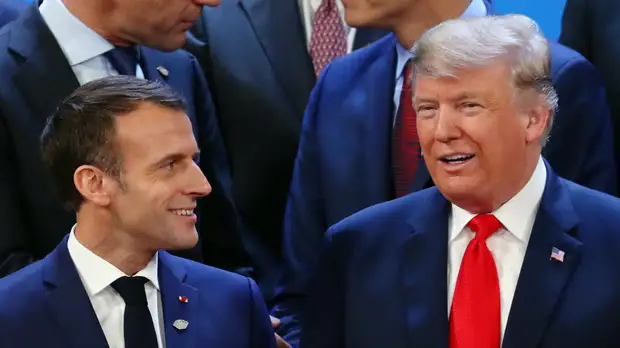 Трамп и Макрон обсудили по телефону ситуацию в Венесуэле