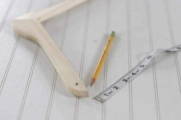 Подставка из вешалок плечиков Diy