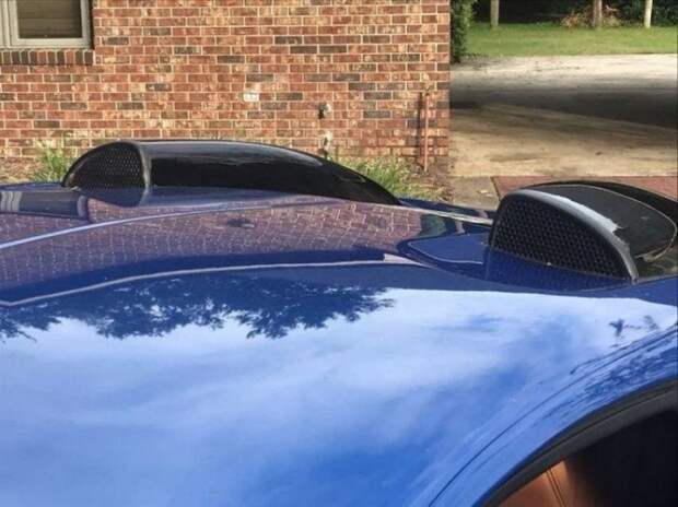 Реплику Bugatti Veyron продают в 20 раз дешевле оригинала Реплику Bugatti Veyron продают в 20 раз дешевле оригинала