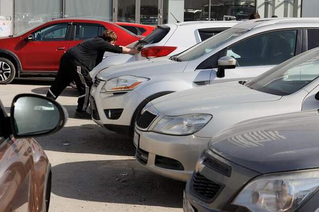 Названы правила при покупке подержанного автомобиля