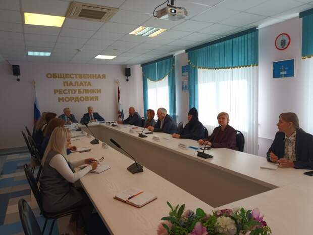 Общественники Мордовии активно участвуют в решении ключевых вопросов здравоохранения Общественники Мордовии активно участвуют в решении ключевых вопросов здравоохранения