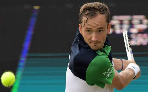 Медведев сохранил первую позицию в новом рейтинге АТР