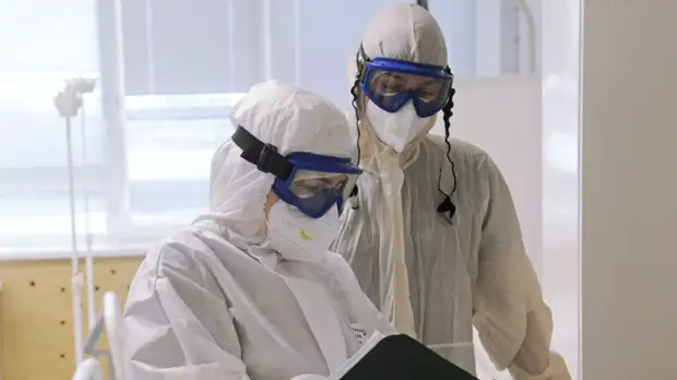 Вирусолог Альтштейн спрогнозировал снижение заболеваемости «омикроном» в России