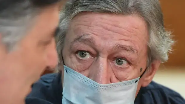 Ефремов прокомментировал в суде кадры с места ДТП