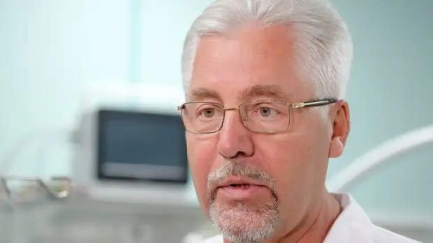 Главврач Боткинской больницы в Москве болен COVID-19