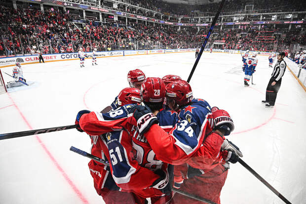 ЦСКА обыграл СКА и вышел в четвертьфинал КХЛ