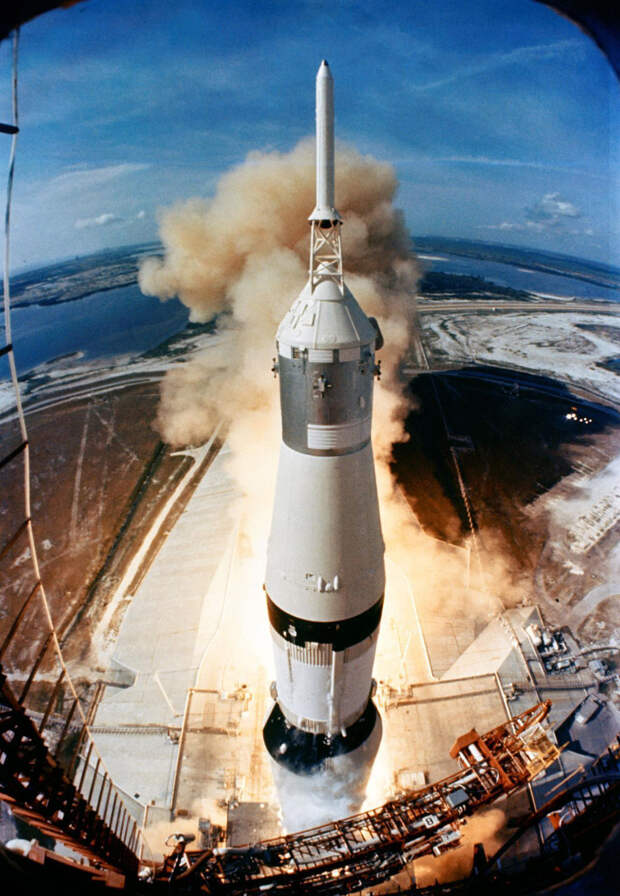 Взлет «Аполлона-11»