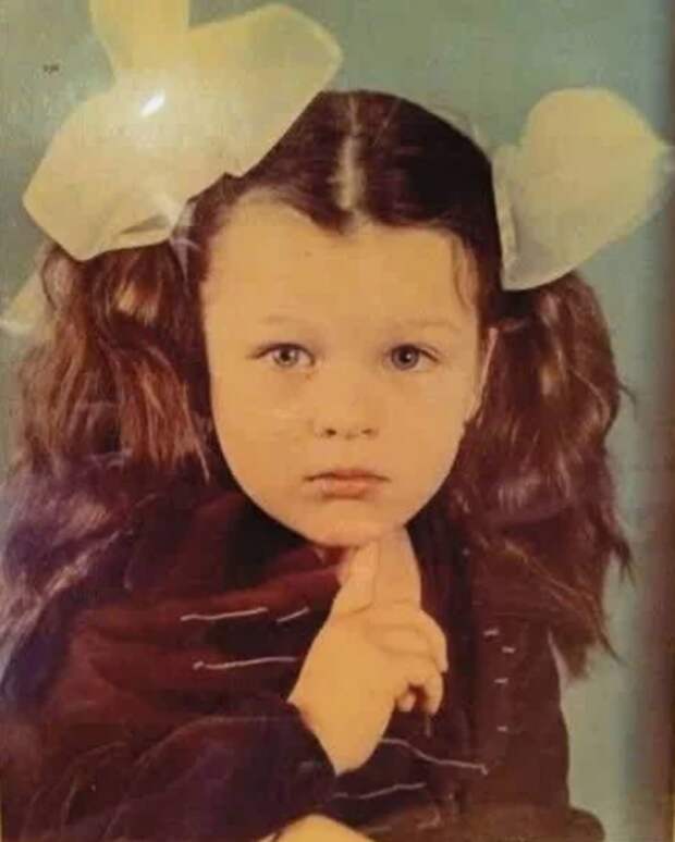 Йовович, актриса, ребенок