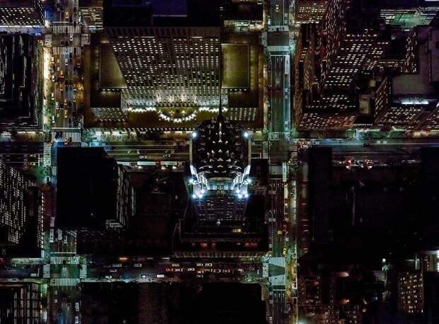 Знаменитый небоскреб Крайслер-билдинг – один из главных символов Нью-Йорка аэрофотосъемка, город, лос-анджелес, мегаполис, мир, нью-йорк, фото